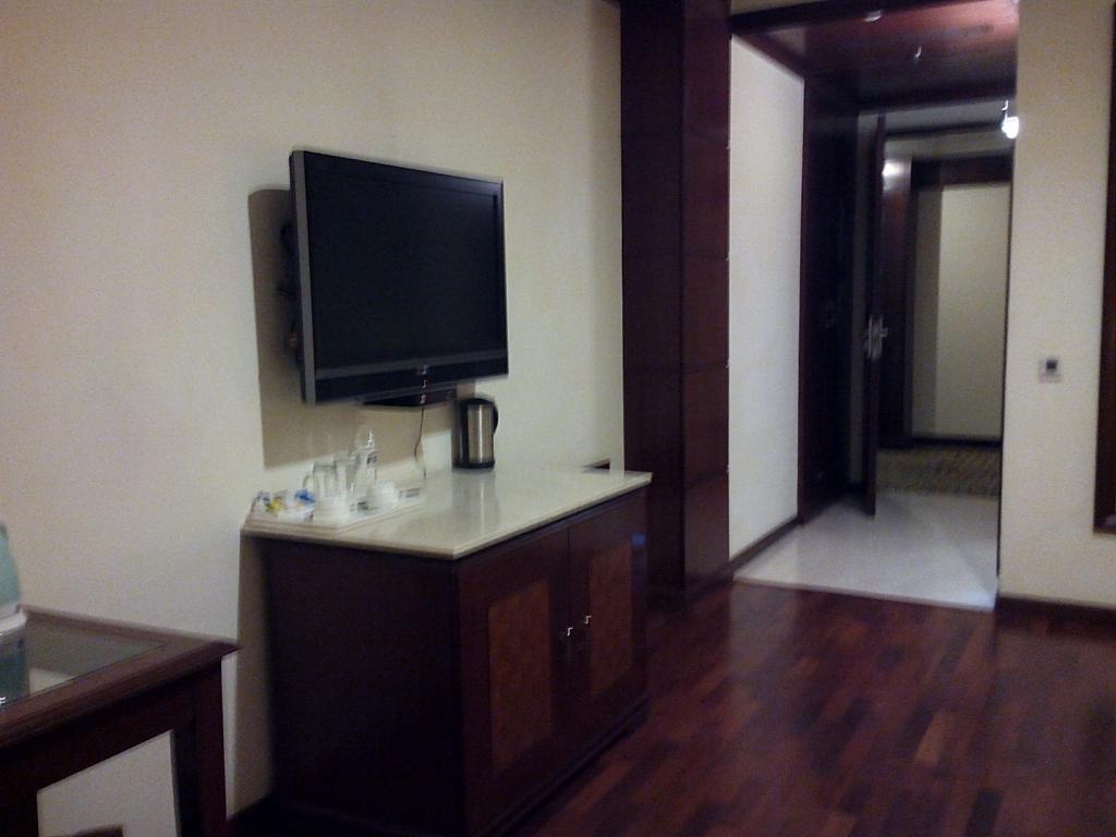 The Ocean Pearl Retreat Hotel New Delhi Phòng bức ảnh